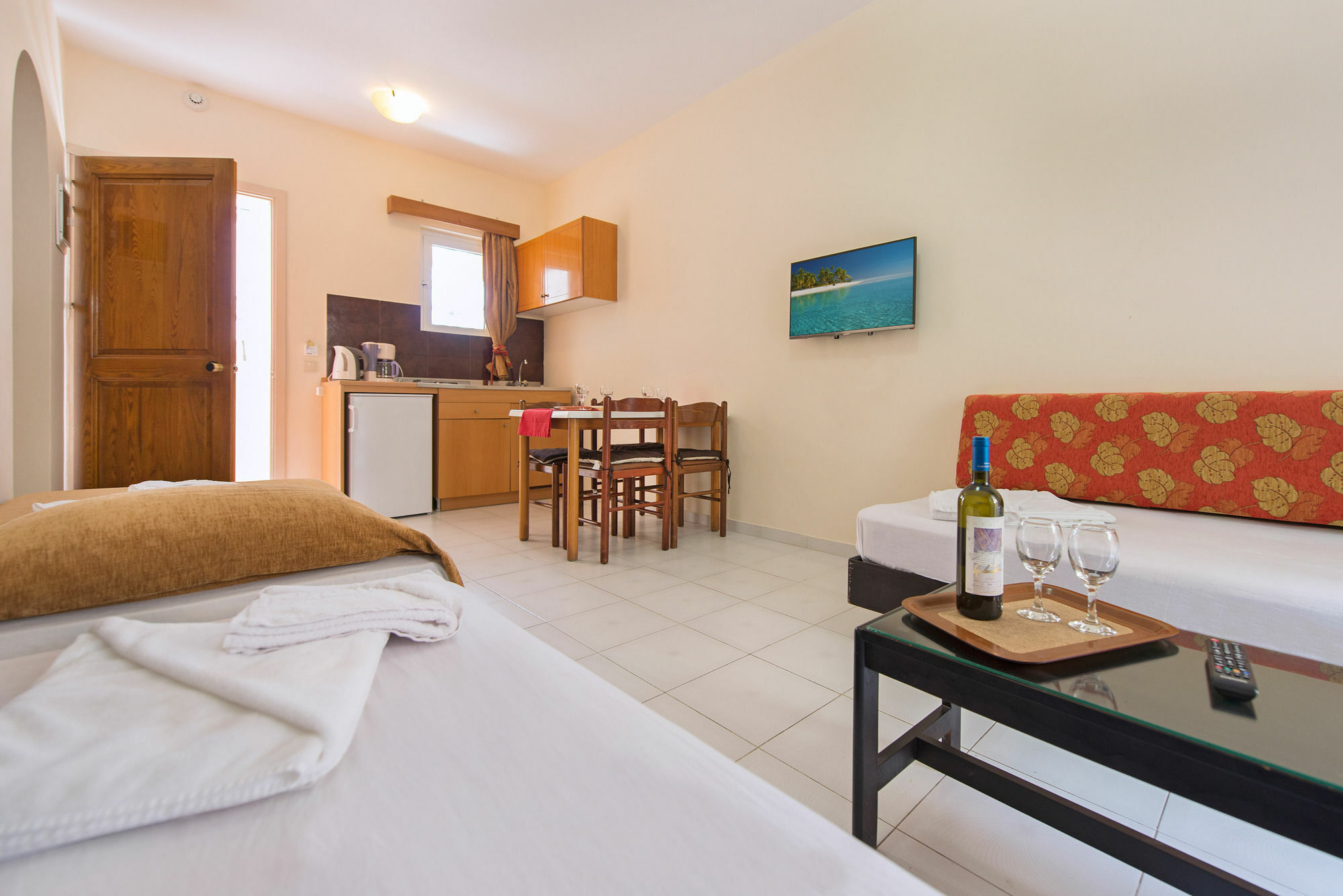 Sunday Aparthotel